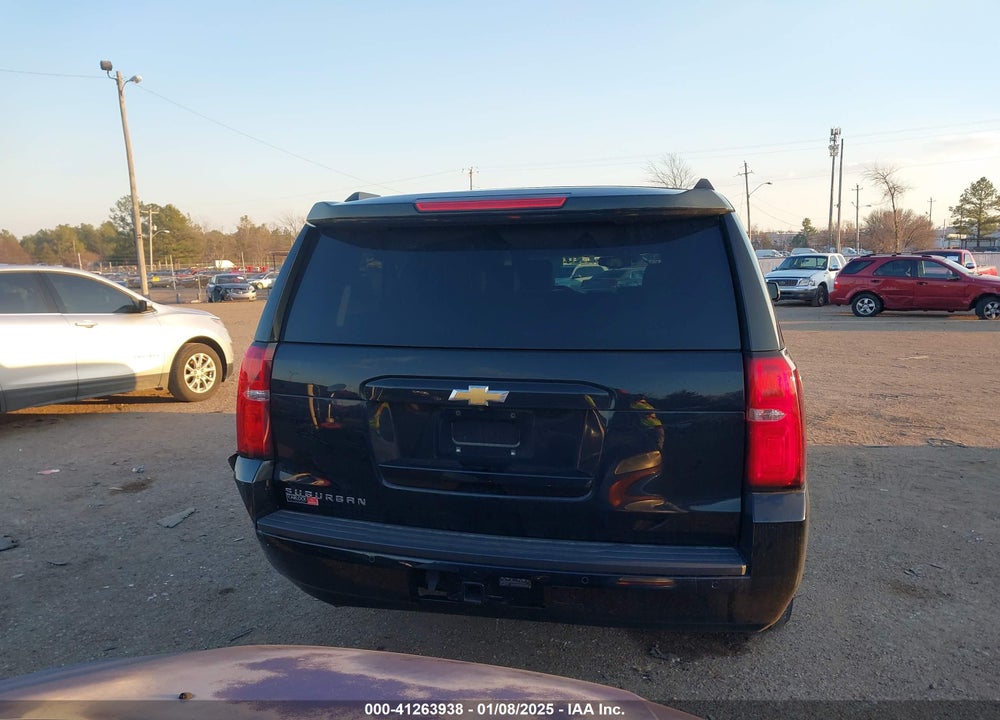 2019 CHEVROLET SUBURBAN LT VIN: 1GNSCHKC9KR390396