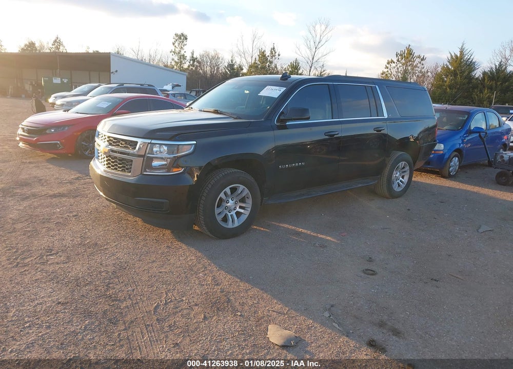 2019 CHEVROLET SUBURBAN LT VIN: 1GNSCHKC9KR390396