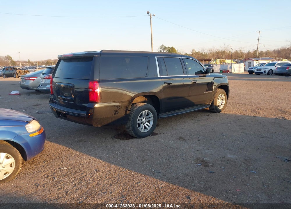 2019 CHEVROLET SUBURBAN LT VIN: 1GNSCHKC9KR390396