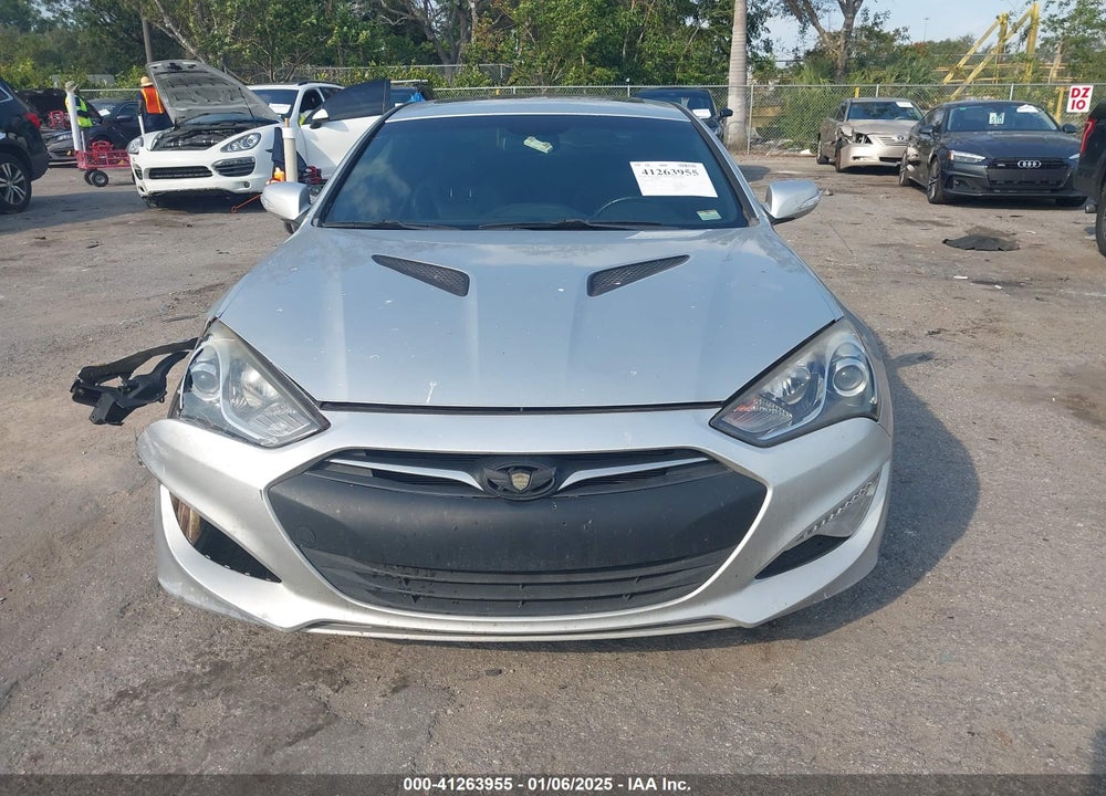 2013 HYUNDAI GENESIS VIN: KMHHU6KJ2DU107738