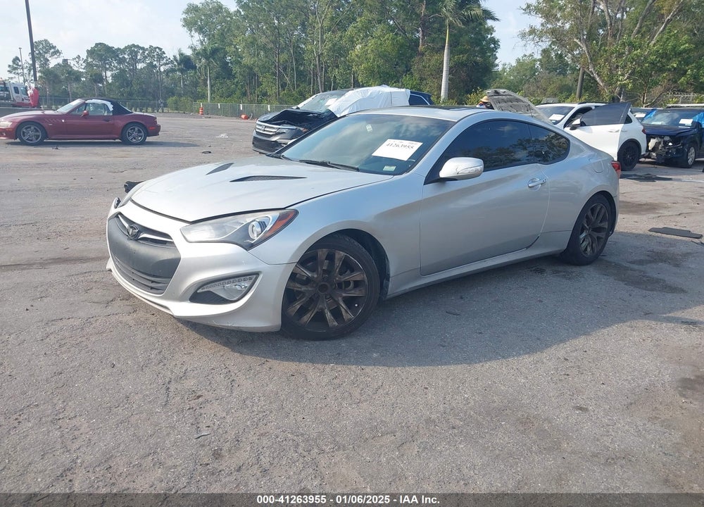 2013 HYUNDAI GENESIS VIN: KMHHU6KJ2DU107738