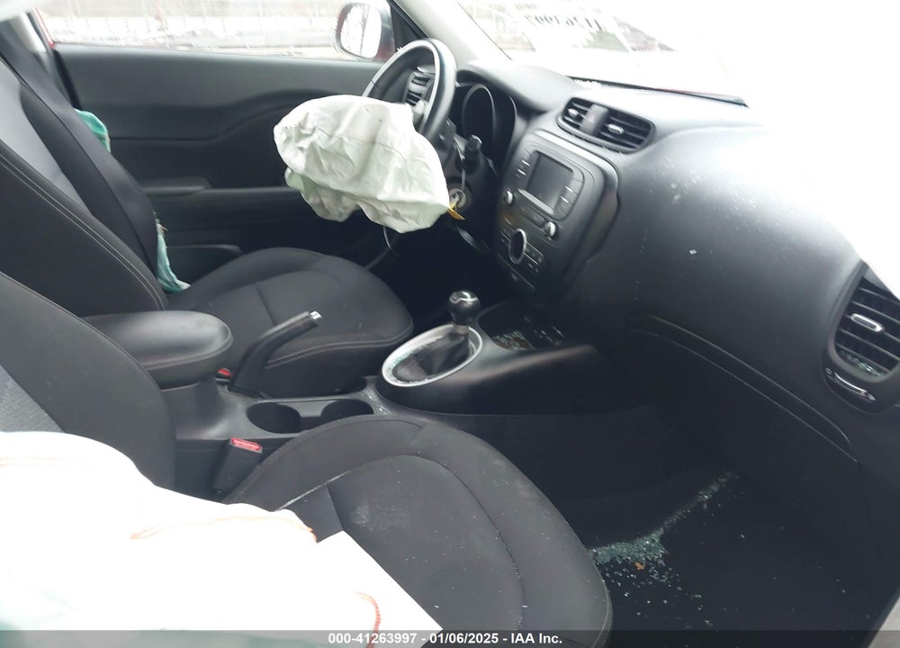 2017 KIA SOUL VIN: KNDJP3A50H7435826