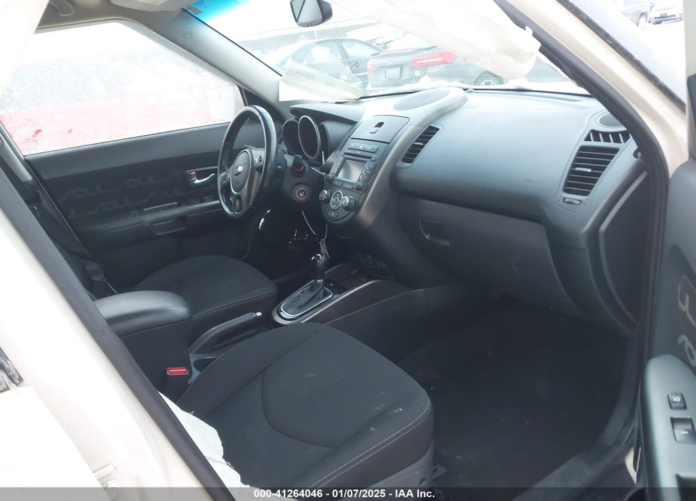 2013 KIA SOUL VIN: KNDJT2A62D7521745