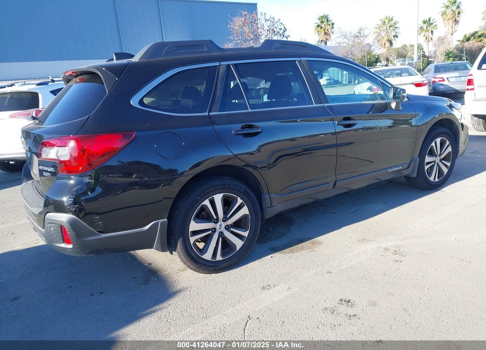 2018 SUBARU OUTBACK 3.6R LIMITED VIN: 4S4BSENC8J3328491