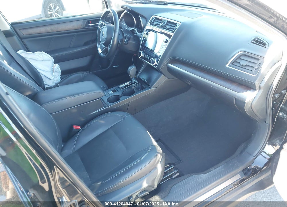 2018 SUBARU OUTBACK 3.6R LIMITED VIN: 4S4BSENC8J3328491