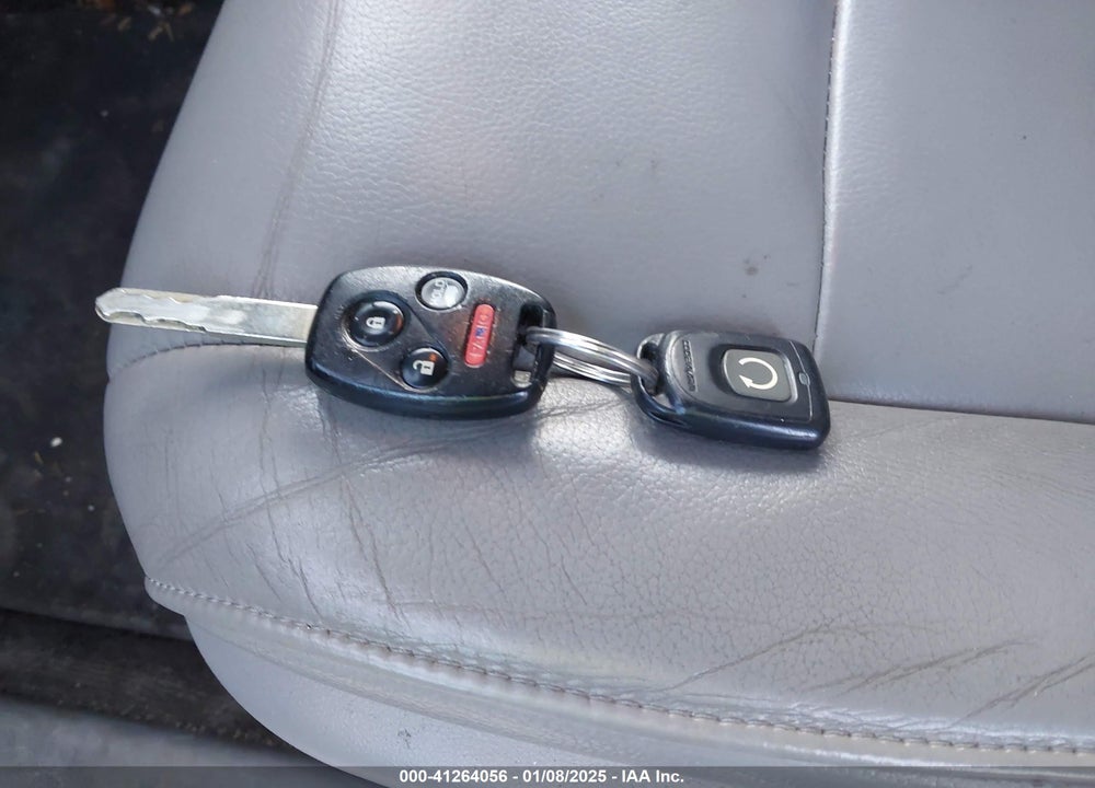 2014 HONDA PILOT EX-L VIN: 5FNYF4H53EB005534