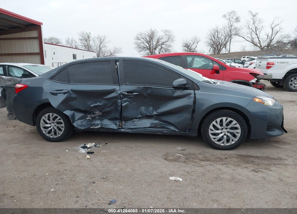 2017 TOYOTA COROLLA VIN: 2T1BURHE0HC896111