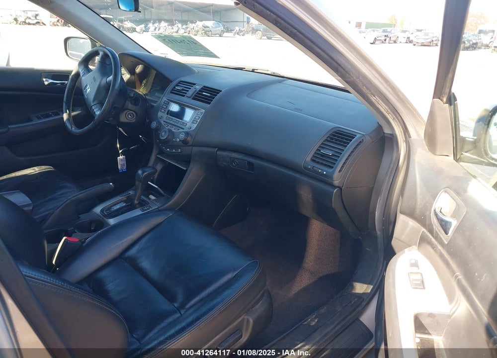 2006 HONDA ACCORD 3.0 EX VIN: 1HGCM66586A017821