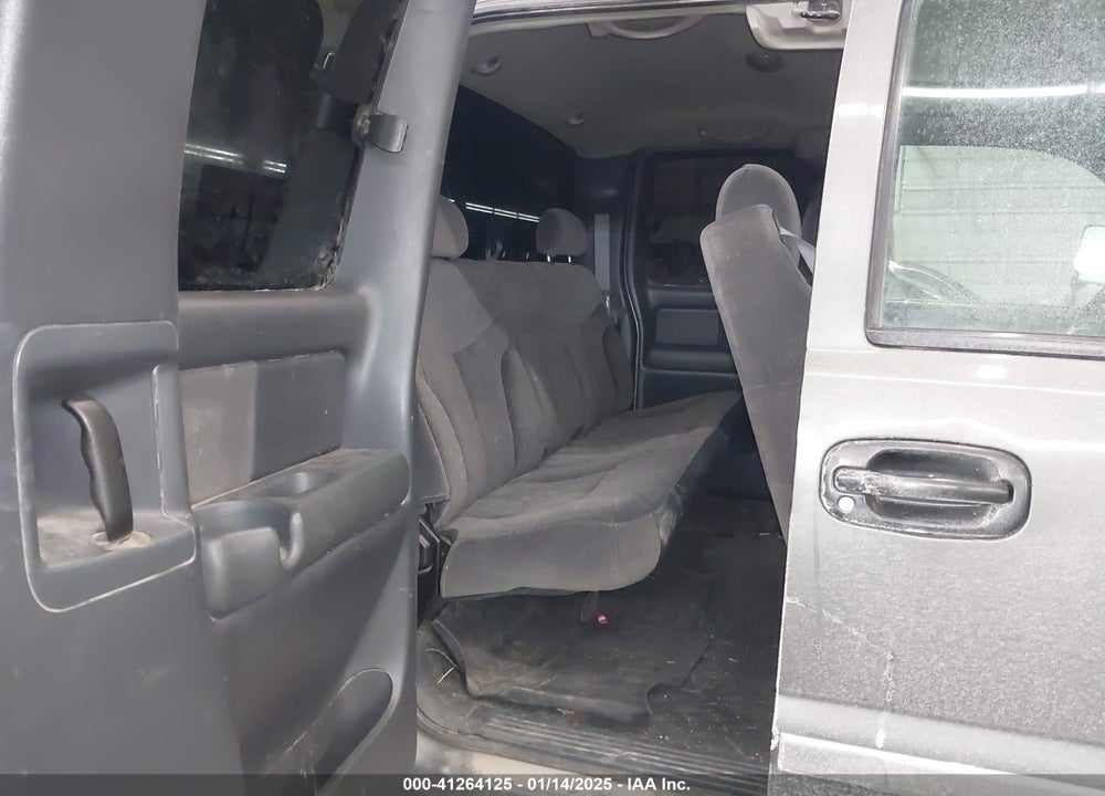 2001 GMC SIERRA 1500 SLE VIN: 2GTEK19T211307548