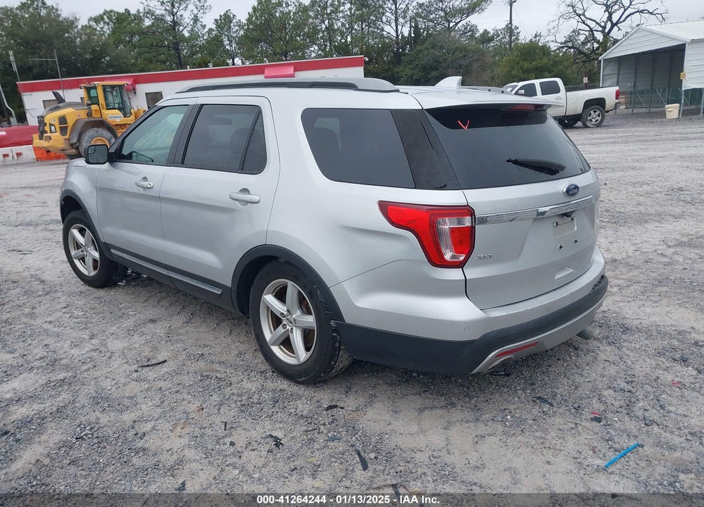 2017 FORD EXPLORER XLT VIN: 1FM5K8D80HGD17483