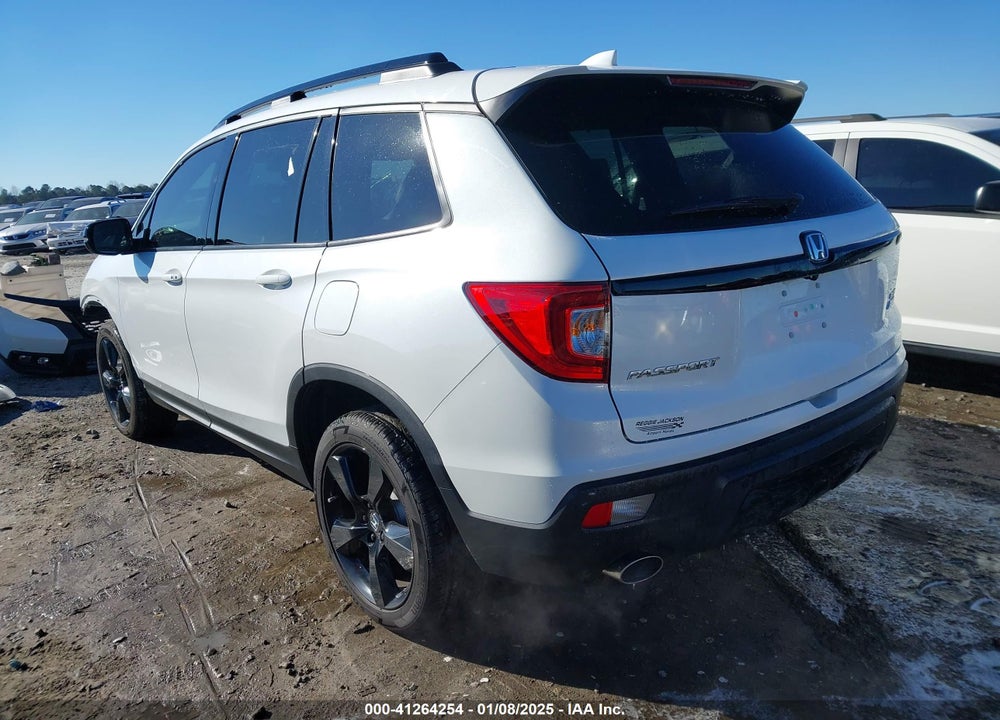 2021 HONDA PASSPORT ELITE VIN: 5FNYF8H06MB025786