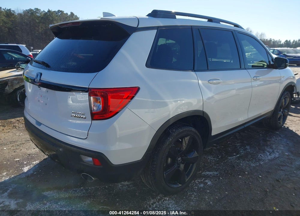 2021 HONDA PASSPORT ELITE VIN: 5FNYF8H06MB025786