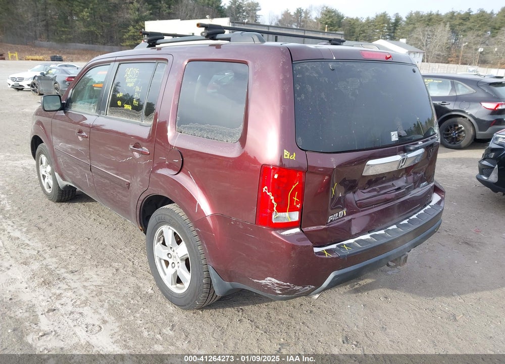 2009 HONDA PILOT EX-L VIN: 5FNYF486X9B026038