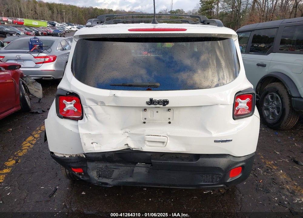2018 JEEP RENEGADE LATITUDE FWD VIN: ZACCJABH8JPH97466