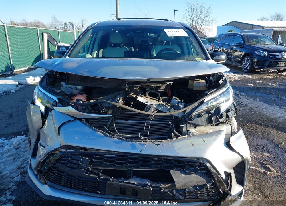2021 TOYOTA SIENNA XSE VIN: 5TDXSKFC7MS027124