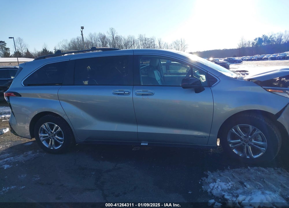 2021 TOYOTA SIENNA XSE VIN: 5TDXSKFC7MS027124