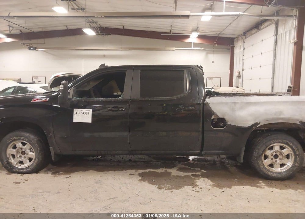 2021 CHEVROLET SILVERADO 1500 4WD STANDARD BED LT VIN: 3GCUYDED8MG234482