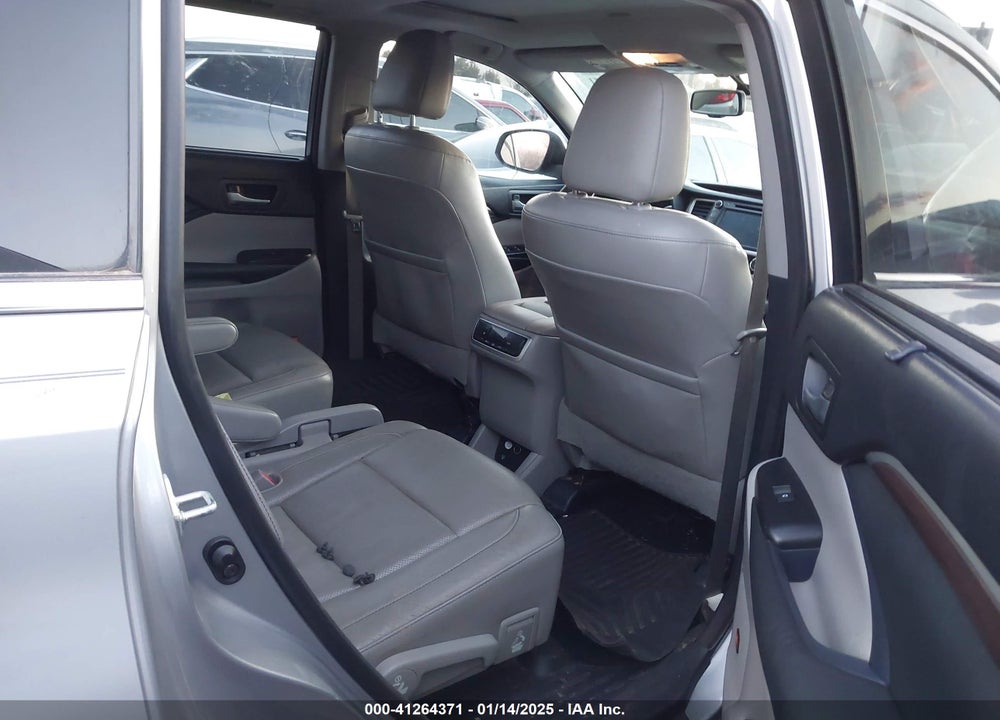 2015 TOYOTA HIGHLANDER LIMITED V6 VIN: 5TDYKRFH4FS040411