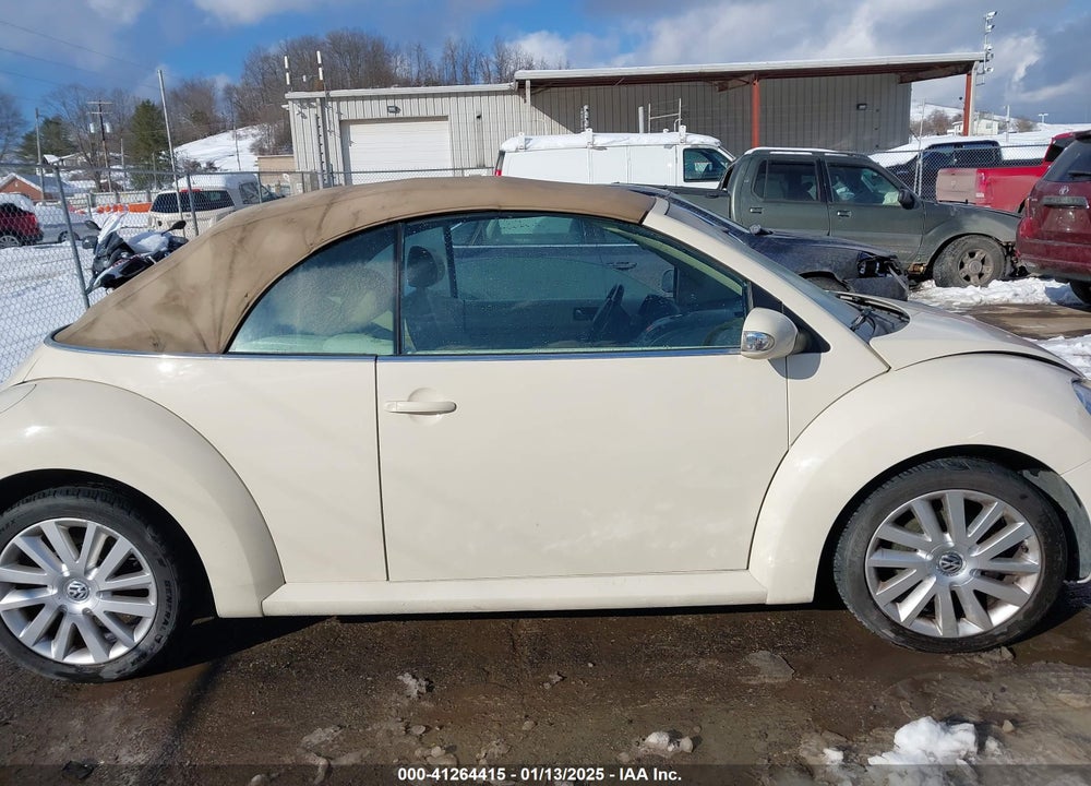 2008 VOLKSWAGEN NEW BEETLE SE VIN: 3VWRG31Y98M406115