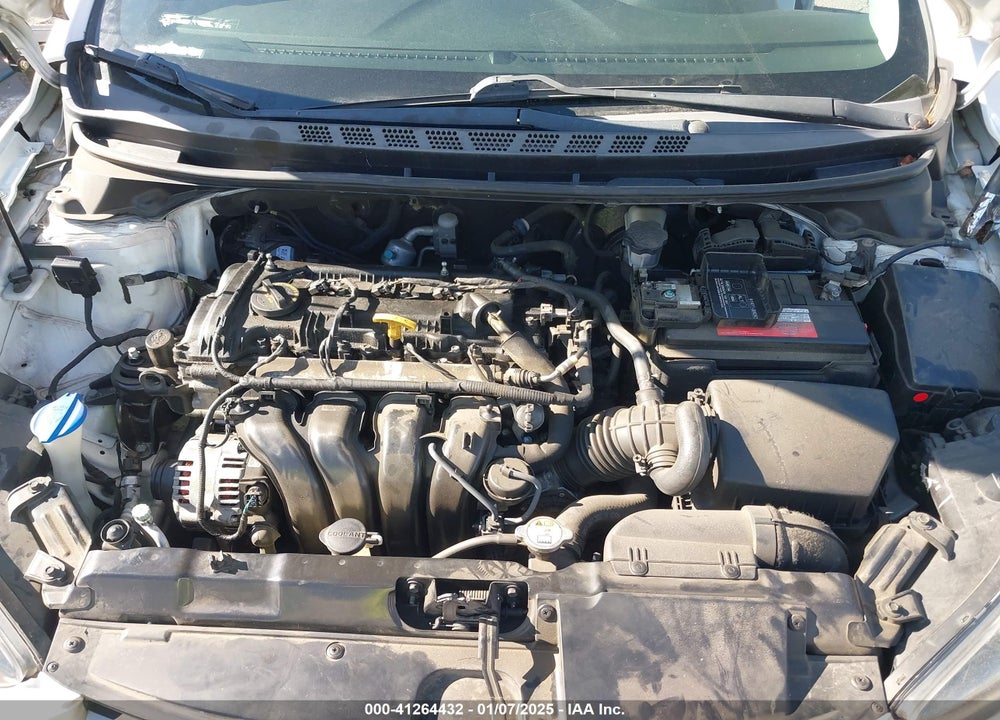 2015 HYUNDAI ELANTRA VIN: 5NPDH4AE2FH548850