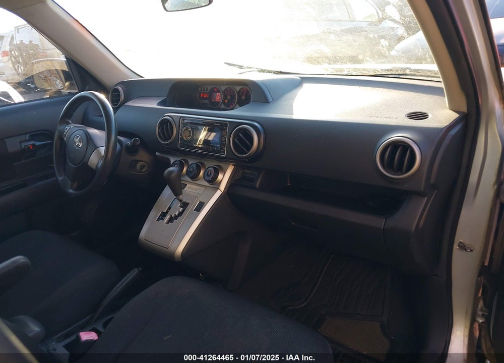 2008 SCION XB VIN: JTLKE50E181030492