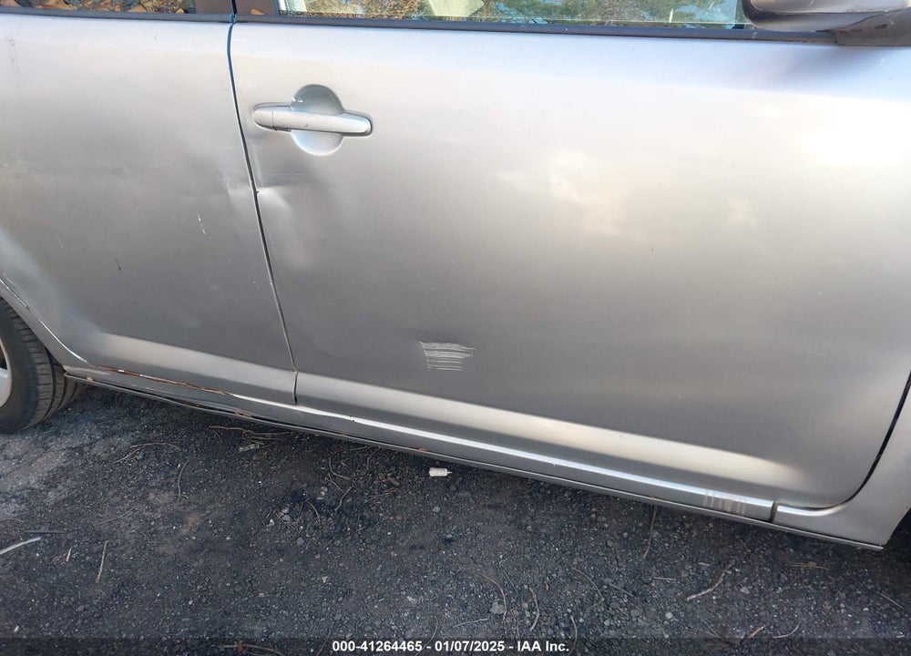 2008 SCION XB VIN: JTLKE50E181030492