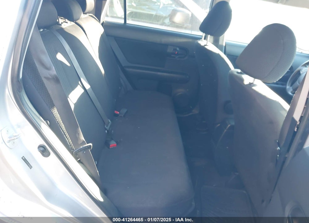 2008 SCION XB VIN: JTLKE50E181030492