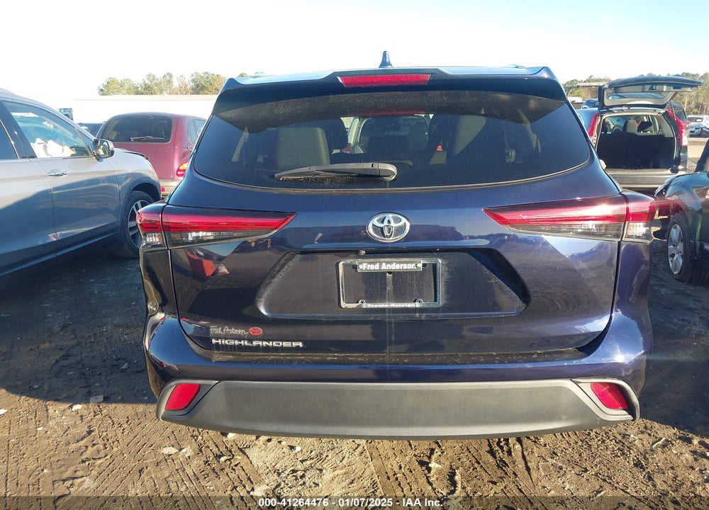 2021 TOYOTA HIGHLANDER XLE VIN: 5TDHZRAH3MS083024