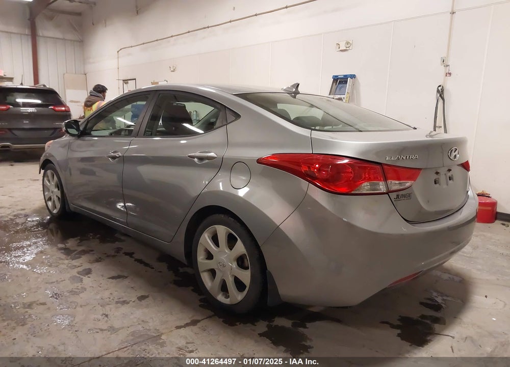 2013 HYUNDAI ELANTRA VIN: KMHDH4AE9DU595730
