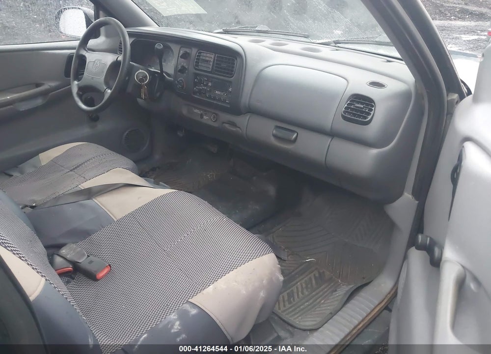 1999 DODGE DAKOTA SLT/SPORT VIN: 1B7FL26XXXS209424