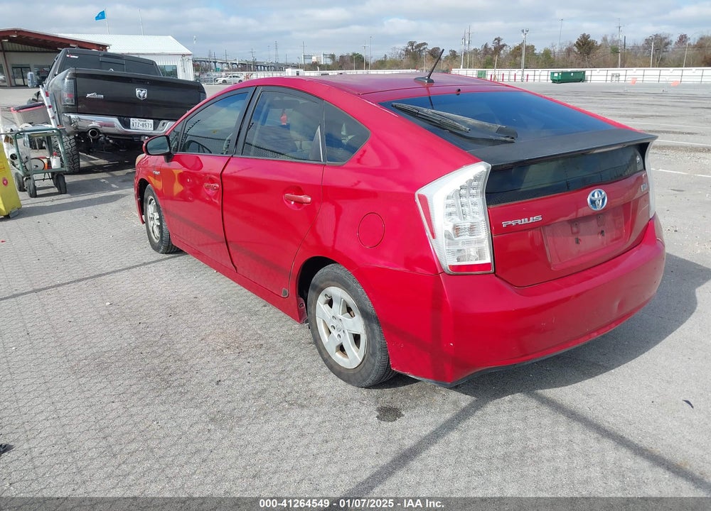 2011 TOYOTA PRIUS TWO VIN: JTDKN3DUXB0314573