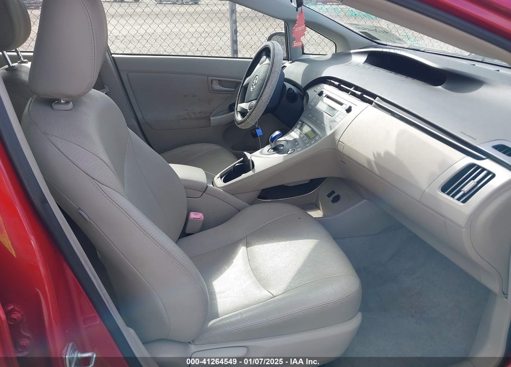 2011 TOYOTA PRIUS TWO VIN: JTDKN3DUXB0314573