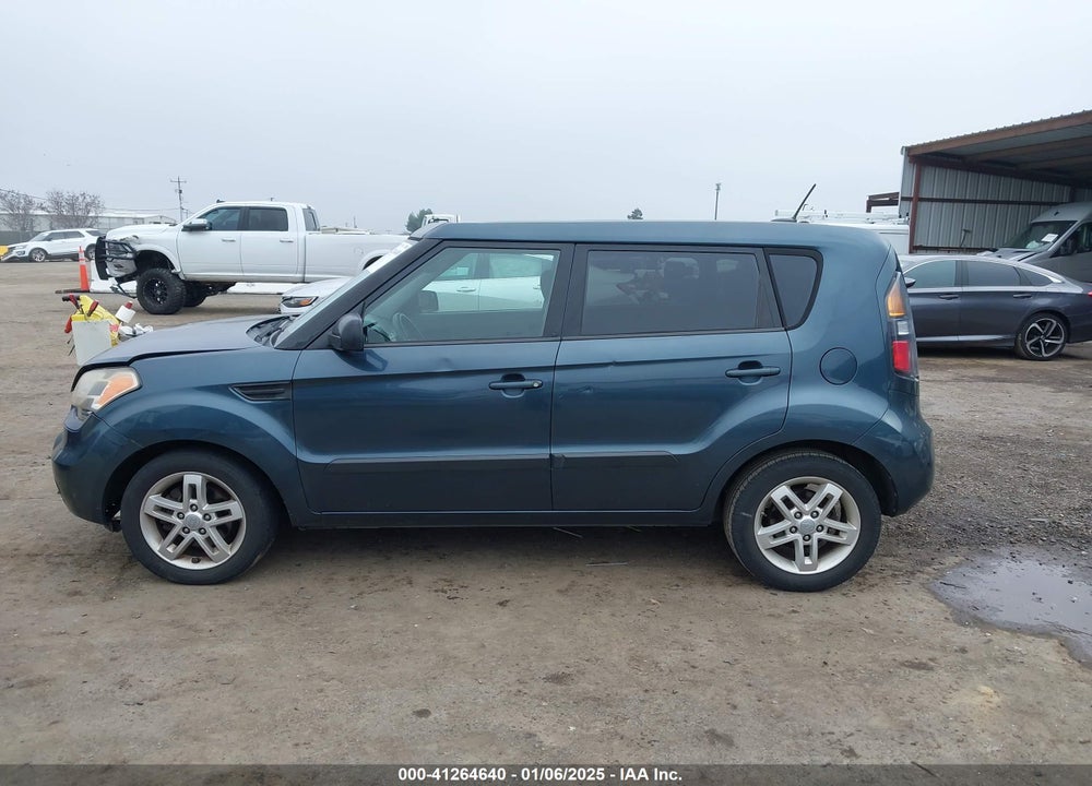 2011 KIA SOUL VIN: KNDJT2A22B7239258