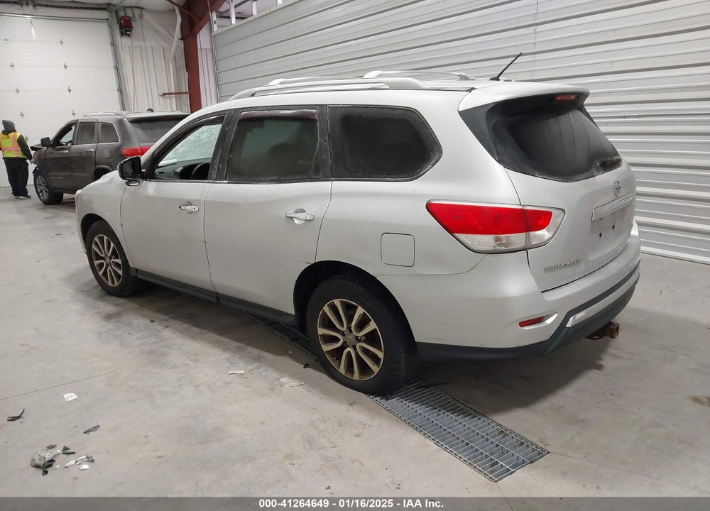 2016 NISSAN PATHFINDER PLATINUM/S/SL/SV VIN: 5N1AR2MM5GC616414