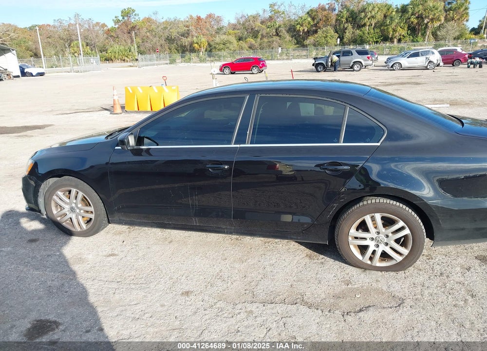 2017 VOLKSWAGEN JETTA VIN: 3VW2B7AJ6HM252831