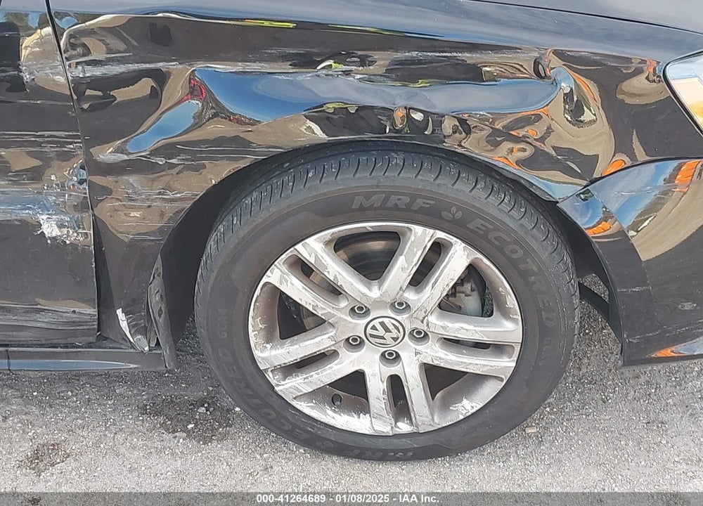 2017 VOLKSWAGEN JETTA VIN: 3VW2B7AJ6HM252831