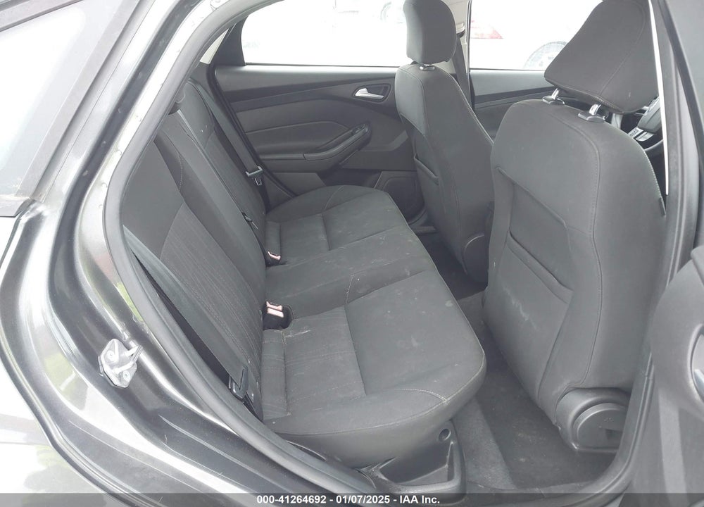 2015 FORD FOCUS VIN: 1FADP3F21FL209297