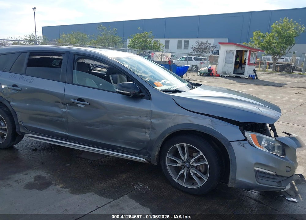 2017 VOLVO V60 CROSS COUNTRY VIN: YV440MWK7H1025238