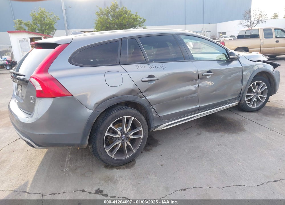 2017 VOLVO V60 CROSS COUNTRY VIN: YV440MWK7H1025238