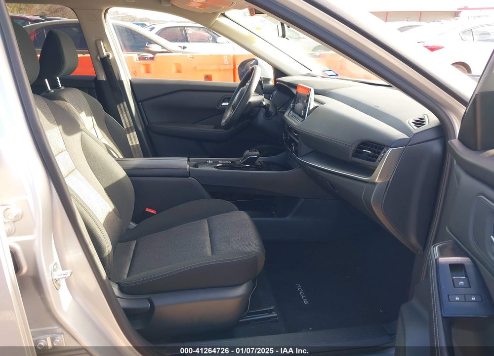 2024 NISSAN ROGUE SV FWD VIN: 5N1BT3BA4RC697185