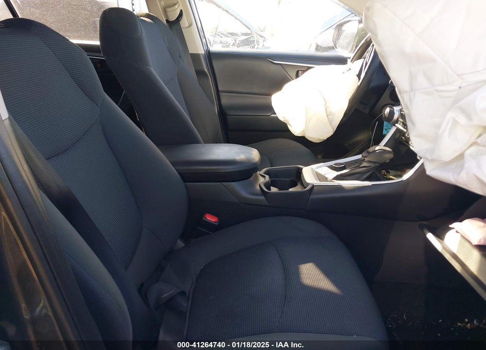 2019 TOYOTA RAV4 HYBRID LE VIN: 2T3MWRFVXKW033058