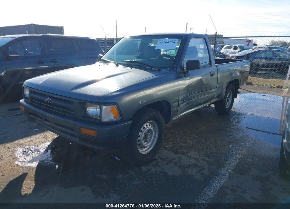 1992 TOYOTA PICKUP 1/2 TON SHORT WHEELBASE VIN: JT4RN81A1N0096999