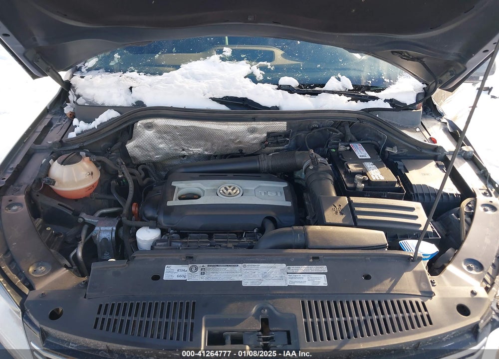 2012 VOLKSWAGEN TIGUAN SE VIN: WVGBV7AX5CW093464