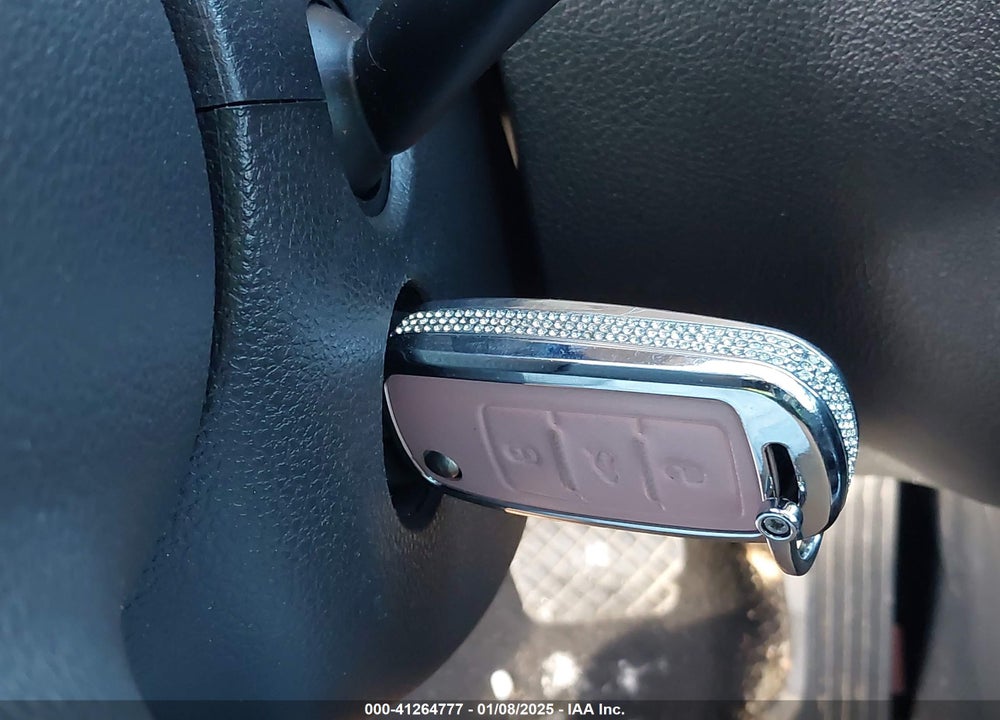 2012 VOLKSWAGEN TIGUAN SE VIN: WVGBV7AX5CW093464