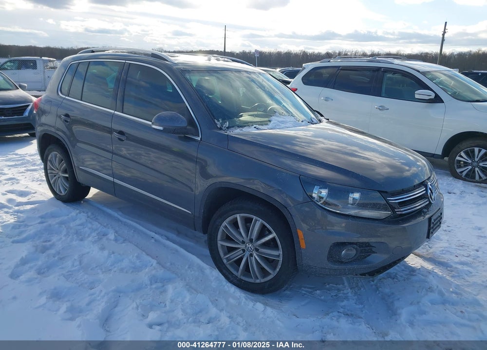 2012 VOLKSWAGEN TIGUAN SE VIN: WVGBV7AX5CW093464