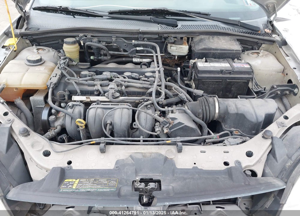 2005 FORD FOCUS ZX3 VIN: 3FAFP31N55R139605