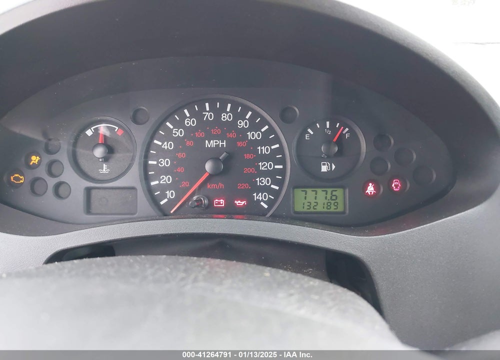 2005 FORD FOCUS ZX3 VIN: 3FAFP31N55R139605