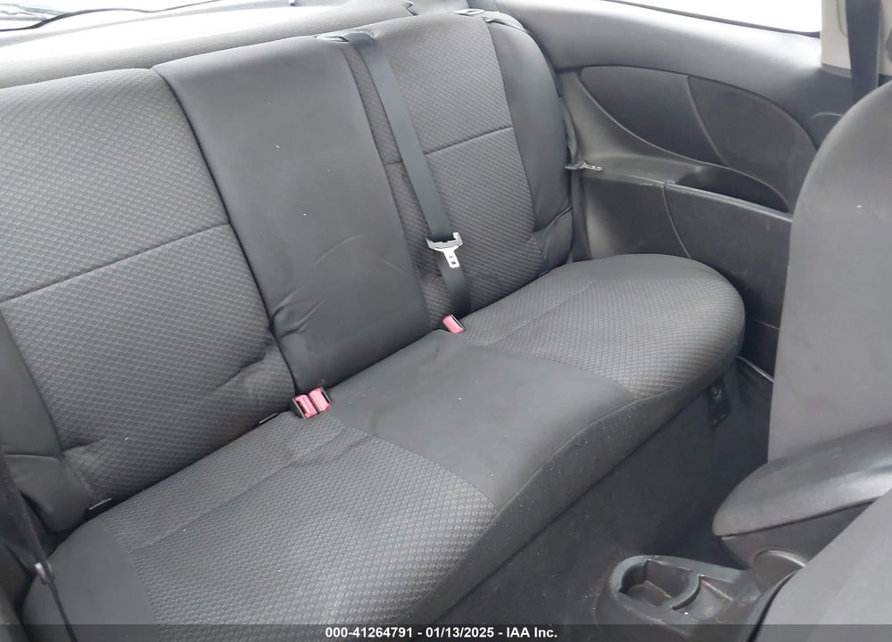 2005 FORD FOCUS ZX3 VIN: 3FAFP31N55R139605