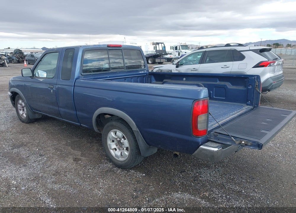 2000 NISSAN FRONTIER XE VIN: 1N6DD26S7YC382965