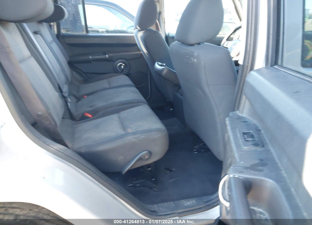 2010 JEEP COMMANDER SPORT VIN: 1J4RG4GK1AC127948